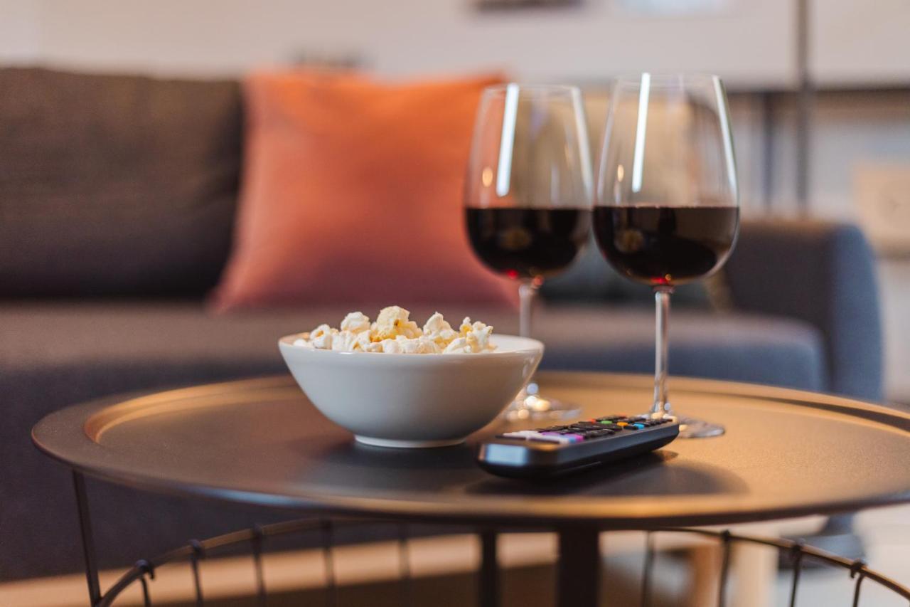 World Of Rooms - Apartment Paris Касел Екстериор снимка